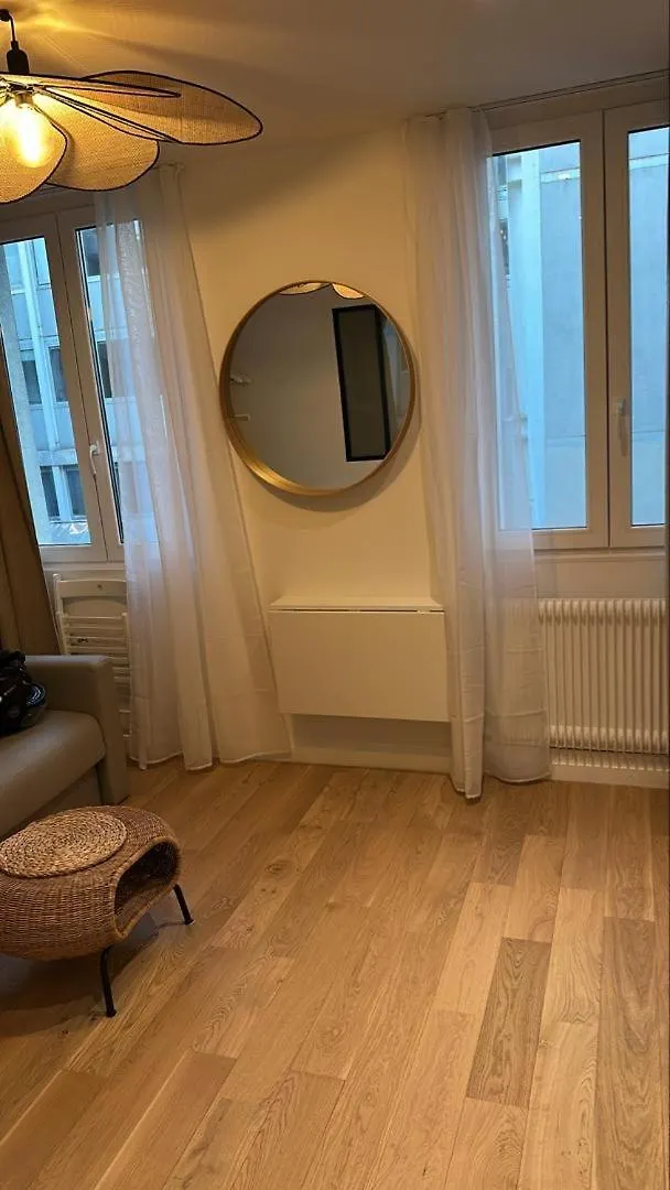 Apartment Cosy Studio Pres Du Pantheon Paris France